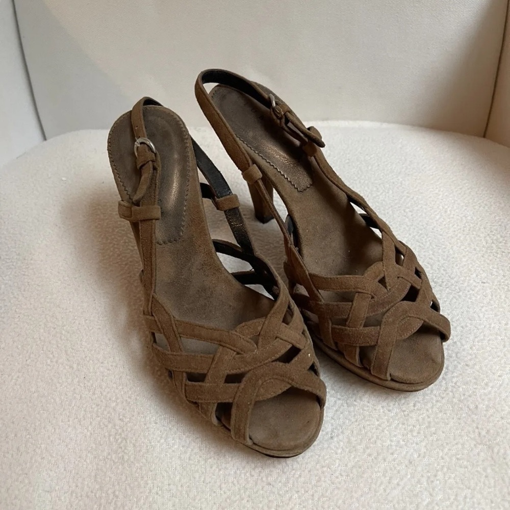 Beymen Club size 5 brown suede pumps
